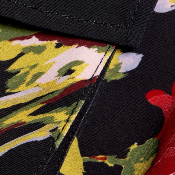 Cinq à Sept Katie Floral Wrap Off the Shoulder Chrysanthemum Jacket Blazer NEW - Picture 13 of 16